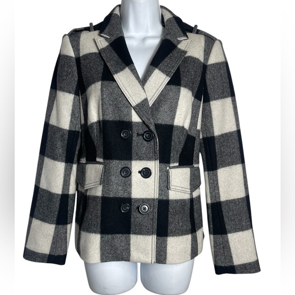 Banana Republic Jackets & Blazers - Banana Republic jacket women’s size medium black & cream plaid wool blend coat